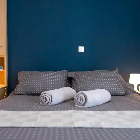 'core' Modern Living Apartment, Rhodes Center Appartement *