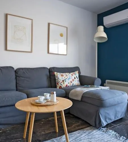 'core' Modern Living Apartment, Rhodes Center * Rhodes City