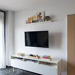 'core' Modern Living Apartment, Rhodes Center