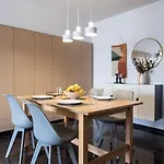 'core' Modern Living Apartment, Rhodes Center Apartment *